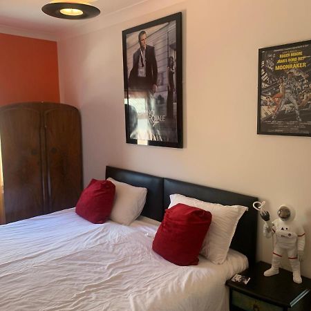 Southsea Royale James Bond 3 Bed Cool Penthouse, Seafront Parking Portsmouth Zewnętrze zdjęcie
