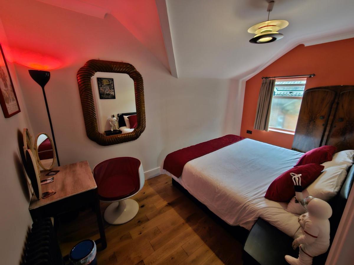 Southsea Royale James Bond 3 Bed Cool Penthouse, Seafront Parking Portsmouth Zewnętrze zdjęcie